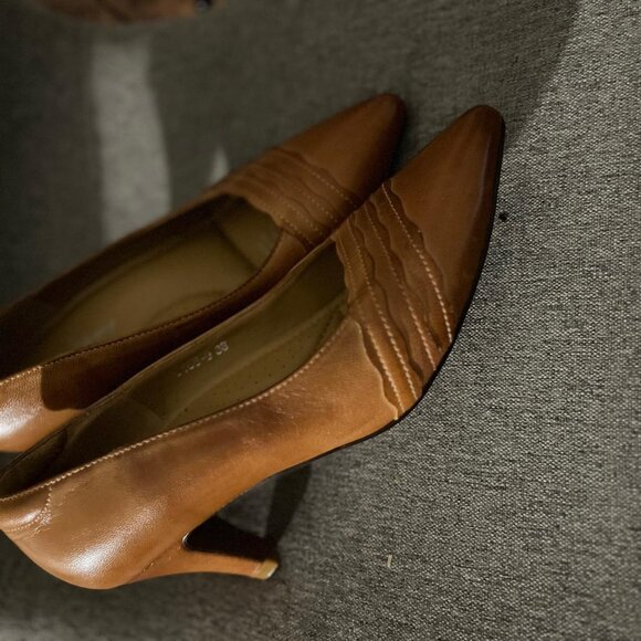 Mona flying Women's Genuine Leather Dress Pumps Elegant Heels Shoes - Picture 3 of 4